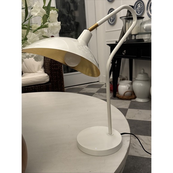SAFAVIEH Giselle Table LampWhite / Gold